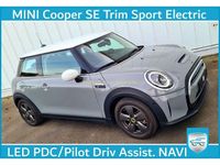 Gebraucht Mini Cooper Sport 135 kW (184 PS) 2022 Hellgrau (moonwalk grey (meta) (metallic) Kleinwagen