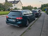 Gebraucht VW Golf VII Highline 135 PS (99 kW) 2018 Grün Kombi