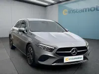 Gebraucht Mercedes A200 150 PS (110 kW) 2025 Grau Limousine