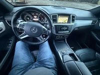Gebraucht Mercedes ML350 258 PS (189 kW) 2015 Schwarz SUV