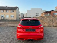 Gebraucht Ford Focus ST 250 PS (183 kW) 2013 Rot Kombi