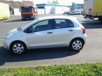 Gebraucht Toyota Yaris 87 PS (63 kW) 2008 Silber Kleinwagen