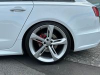 Gebraucht Audi A6 Competition 326 PS (239 kW) 2015 Weiß (gletscherweiß metallic) Kombi