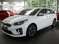 Gebraucht Kia Ceed 141 PS (103 kW) 2021 Weiß Kleinwagen