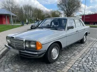 Gebraucht Mercedes 240 1981 Grau Limousine