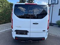 Gebraucht Ford Tourneo Custom Trend 131 PS (96 kW) 2019 Frostweiß Van