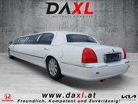 Gebraucht Lincoln Town Car 242 PS (177 kW) 2002 Weiß Limousine