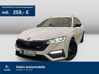 Gebraucht Skoda Octavia RS 200 PS (147 kW) 2022 Moonweiss metallic Kombi