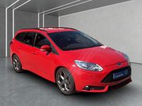 Second-hand Ford Focus ST 250 CP (183 kW) 2012 Roșu Break