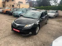 Gebraucht Toyota Avensis Life 147 PS (108 kW) 2013 Schwarz Kombi