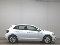 Gebraucht VW Polo Comfortline 95 PS (69 kW) 2022 Weiss Kleinwagen