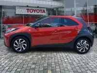 Gebraucht Toyota Aygo Pulse 72 PS (52 kW) 2023 Schwarz Kleinwagen