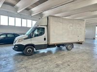 Gebraucht Iveco Daily 116 PS (85 kW) 2019 Weiß Van / Kleinbus