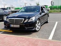 Gebraucht Mercedes E220 Avantgarde 170 PS (125 kW) 2013 Schwarz Kombi