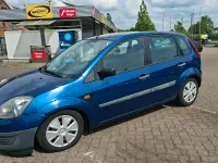 Gebraucht Ford Fiesta 69 PS (50 kW) 2007 Blau Kleinwagen