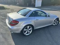 Gebraucht Mercedes SLK350 305 PS (224 kW) 2008 Silber Cabrio