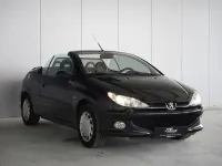 Gebraucht Peugeot 206 CC Platinum 109 PS (80 kW) 2003 Schwarz Cabrio