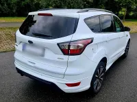 Gebraucht Ford Kuga ST-Line 150 PS (110 kW) 2017 Weiß SUV
