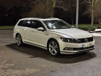 Gebraucht VW Passat Highline 239 PS (175 kW) 2016 Weiß Kombi