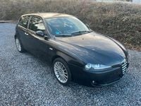 Gebraucht Alfa Romeo 147 120 PS (88 kW) 2006 Schwarz Kleinwagen