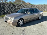 Gebraucht Mercedes E220 2002 Limousine