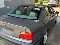 Gebraucht BMW 316 102 PS (75 kW) 1995 Grau Limousine