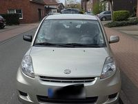 Gebraucht Daihatsu Sirion 2011 Silber Kleinwagen