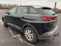 Gebraucht Peugeot 3008 Active 120 PS (88 kW) 2017 Schwarz SUV