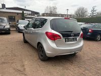 Gebraucht Opel Meriva Design Edition 120 PS (88 kW) 2011 Silber Van / Kleinbus