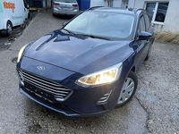 Gebraucht Ford Focus Trend 101 PS (74 kW) 2019 Blau Kombi