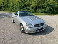 Gebraucht Mercedes SLK320 218 PS (160 kW) 2001 Silber Cabrio