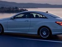 Gebraucht Mercedes E250 207 PS (152 kW) 2010 Weiß Coupé