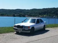 Gebraucht Mercedes 190 109 PS (80 kW) 1993 Weiß Limousine