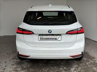 Gebraucht BMW 220 Active Tourer 156 PS (114 kW) 2025 Alpinweiss uni Van / Kleinbus