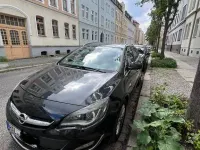 Gebraucht Opel Astra Edition 165 PS (121 kW) 2012 Schwarz Kombi