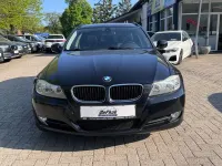 Gebraucht BMW 318 Comfort Edition 143 PS (105 kW) 2010 Schwarz Kombi