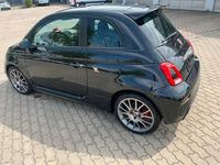 Gebraucht Abarth 695 180 PS (132 kW) 2023 Schwarz Kleinwagen