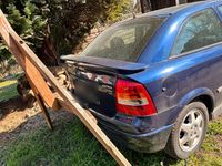 Gebraucht Opel Astra 90 PS (66 kW) 2001 Blau Coupé