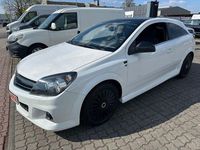 Gebraucht Opel Astra GTC Edition 116 PS (85 kW) 2010 Weiß Coupé