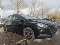 Gebraucht Hyundai i40 Classic 135 PS (99 kW) 2016 Schwarz Kombi