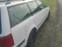 Gebraucht VW Passat 115 PS (84 kW) 1999 Weiß Kombi