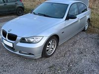 Gebraucht BMW 320 150 PS (110 kW) 2005 Silber Limousine