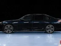 Gebraucht BMW M760e Executive 571 PS (419 kW) 2024 Schwarz Limousine