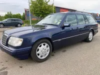 Gebraucht Mercedes E280 193 PS (141 kW) 1994 Blau Kombi