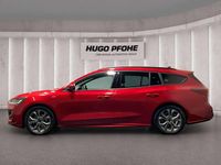 Gebraucht Ford Focus ST-Line X 155 PS (114 kW) 2024 Fantastic red metallic Kombi