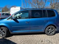 Gebraucht VW Touran 140 PS (102 kW) 2012 Blau Van / Kleinbus