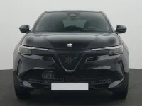 Neu Alfa Romeo Junior Ti 145 PS (106 kW) 2026 Schwarz SUV