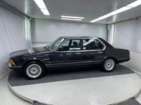Gebraucht BMW 732 197 PS (144 kW) 1986 Schwarz Limousine