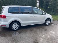 Gebraucht VW Sharan 140 PS (102 kW) 2014 Silber Van / Kleinbus