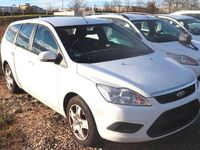 Gebraucht Ford Focus Style 116 PS (85 kW) 2010 Weiß Kombi